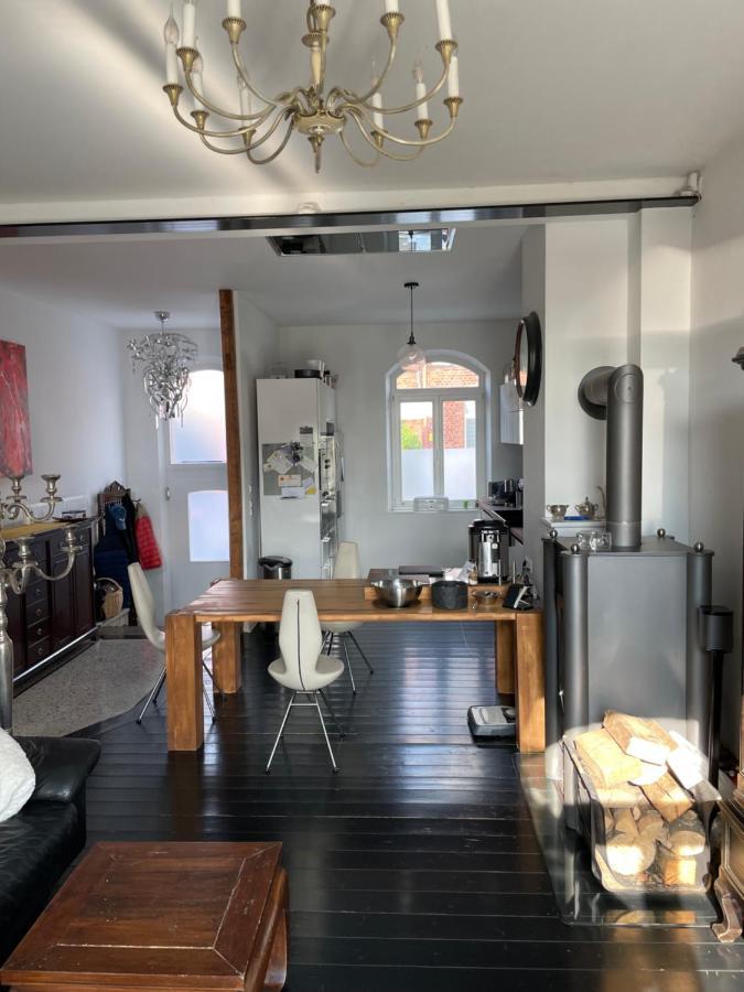 Apartment Denkmalgeschuetztes Schmuckstueck Düsseldorf